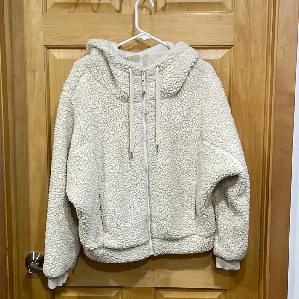 Zella cream full zipper jacket size M